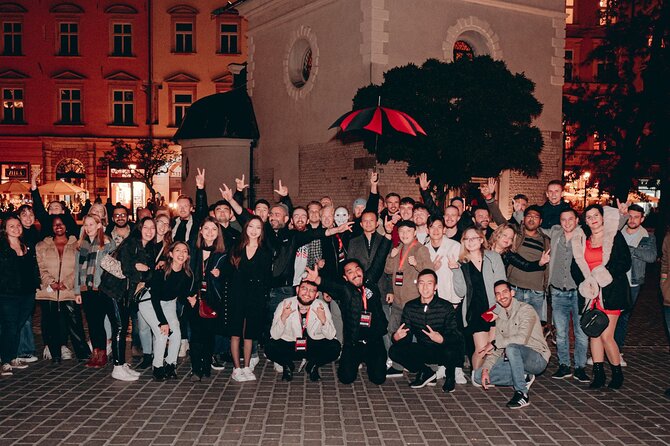 1 Hour of Open Bar Pub Crawl + Karaoke + VIP Entry to Best Clubs - A Late-Night Krakow Party Built Around Open Bar and VIP Entry