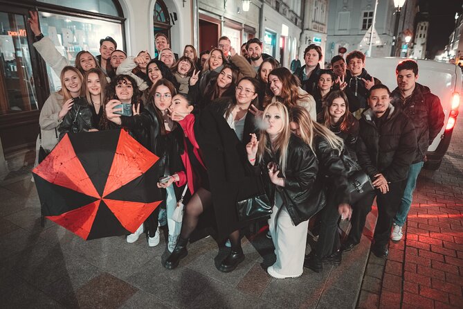1 Hour of Open Bar Pub Crawl + Karaoke + VIP Entry to Best Clubs - Timing and Group Flow: Why the Night Might Feel Fast