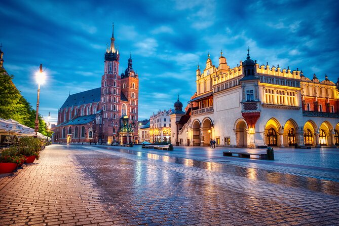 2-Hour City Walking Tour in Creepy Krakow - Key things to know before you go