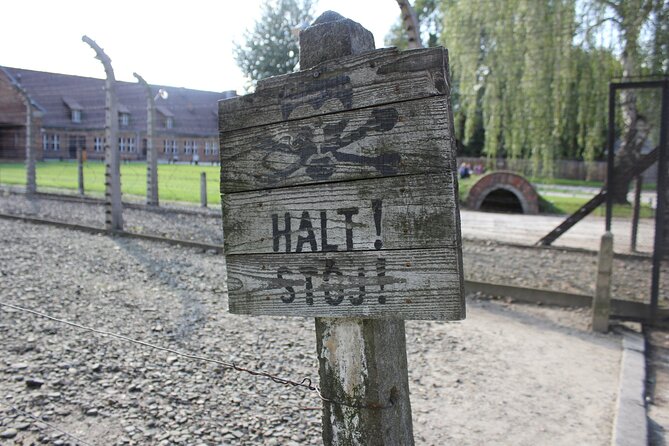 Auschwitz and Birkenau Memorial and Museum Guided Tour from Krakow - Why guaranteed Auschwitz-Birkenau tickets matter