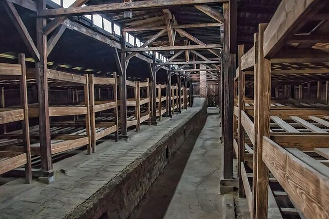 Auschwitz and Birkenau Tour with Hotel Pick up from Krakow - Why an early transfer matters for Auschwitz and Birkenau timing