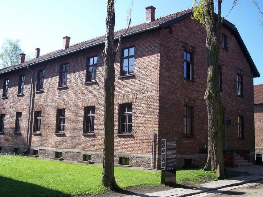 Auschwitz-Birkenau and Krakow Private Car Trip from Katowice - Price and Value: What $281 Per Person Covers