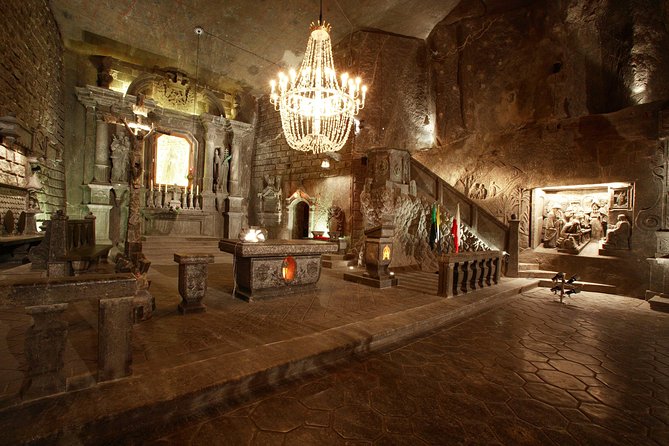 Auschwitz-Birkenau and Wieliczka Salt Mine Day Tour from Krakow with private car - English-guided time at Auschwitz, plus why the guide matters