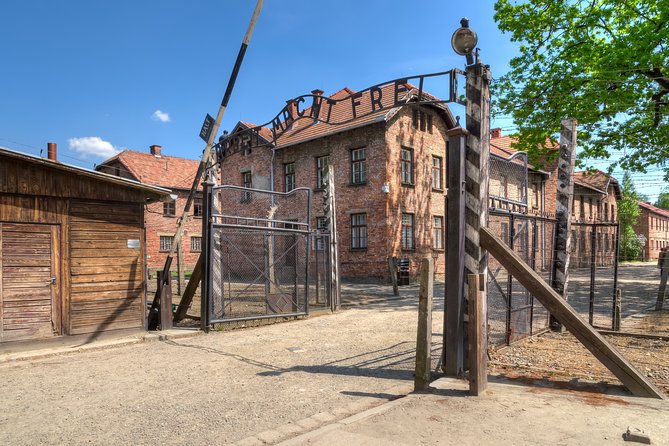 Auschwitz-Birkenau Camp Full-Day Guided Tour from Krakow - Timing, lunch, and what to pack so you are not rushing