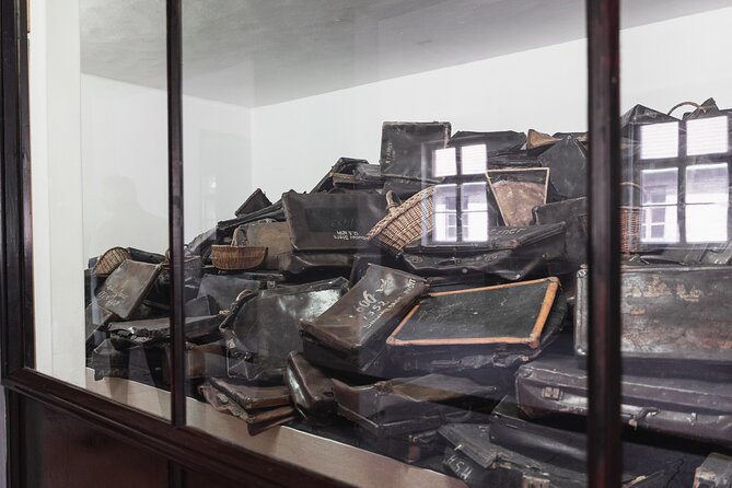Auschwitz-Birkenau: Day Trip & Transfer from Kraków - The Kraków transfer that sets the tone