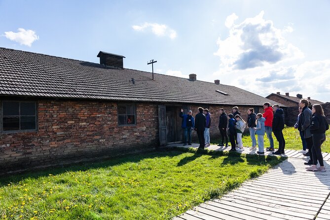 Auschwitz-Birkenau: Day Trip & Transfer from Kraków - How long is the day, and what walking really means