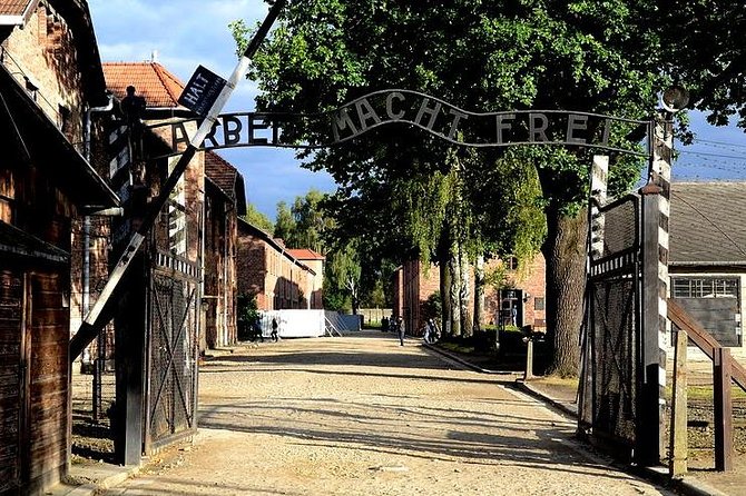 Auschwitz-Birkenau guided tour from Krakow with a private transport - Hotel Pickup Timing: The Morning Window That Affects Your Day