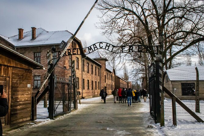Auschwitz-Birkenau Guided Tour from Krakow with Hotel Pickup - Krakow to Auschwitz without the hassle
