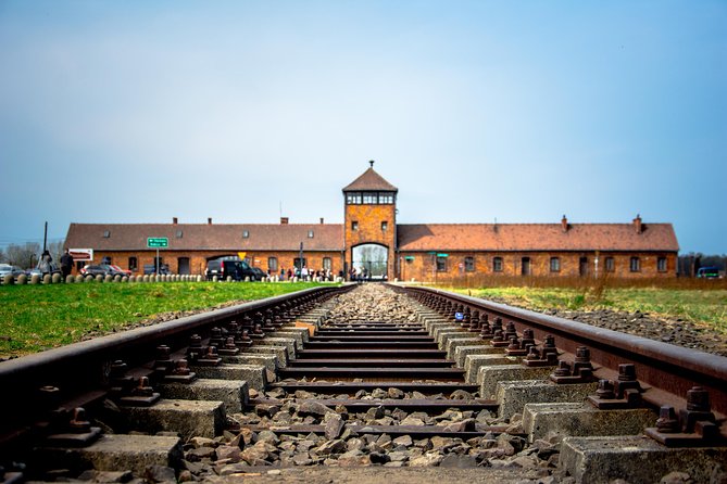 Auschwitz-Birkenau guided tour with near or hotel pickup - Group size, headphones, and why the day can feel rushed