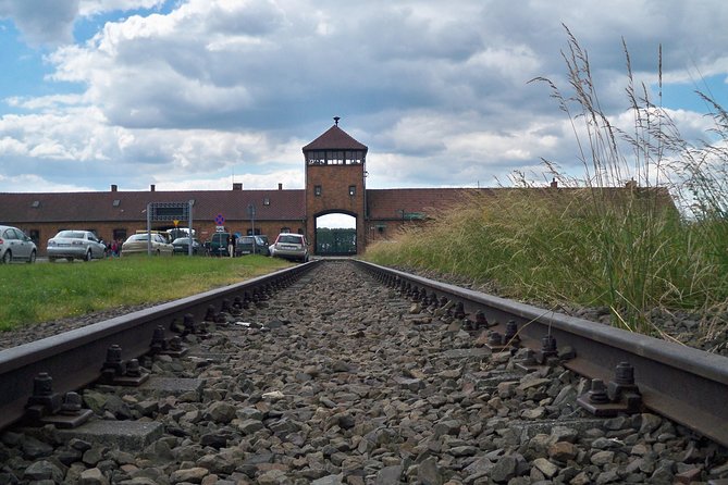 Auschwitz-Birkenau last minute guided Tour - Hotel pickup, private transport, and the day’s practical flow