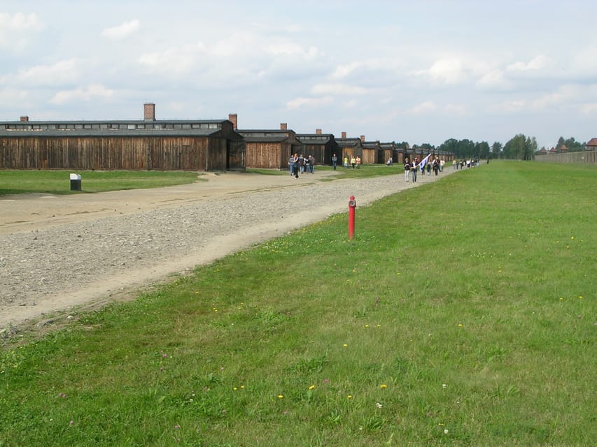 Auschwitz-Birkenau: Memorial Entry Ticket and Guided Tour - Timing, name matching, and avoiding the most common stress points