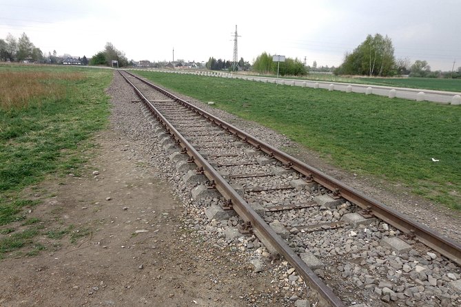 Auschwitz-Birkenau Museum Half-Day Bus Tour from Krakow - Auschwitz II-Birkenau: what the guided walk adds