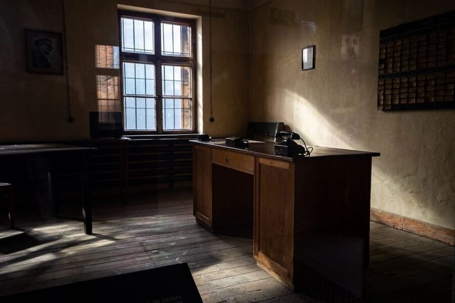 Auschwitz-Birkenau: Skip-the-Line Ticket and Guided Tour - Auschwitz II Birkenau: Guided Walk, Then Time to Absorb at Your Own Pace