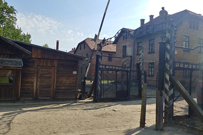 Auschwitz - Birkenau Tour with Private Transport from Krakow - Quick hits before you go