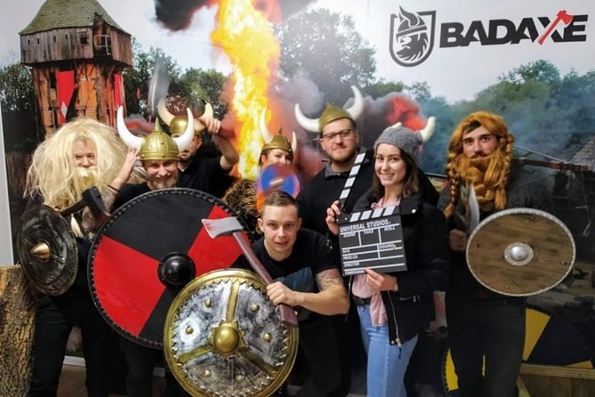 Axe Throwing In Bad Axe Krakow - Your 90 minutes on the lanes: how the session actually plays out