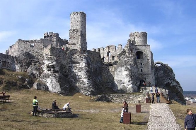 Castles Tour by The Eagles' Nests Trail, day tour from Krakow - Mirów ruins and Bobolice Castle, from stones to a rebuilt experience