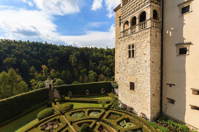 Castles Tour by The Eagles' Nests Trail, day tour from Krakow - Korzkiew and Ojców National Park tastes near Krakow