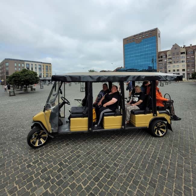 Cracow sightseeing tour by electric golf cart - The audio guide options, and how to use them well