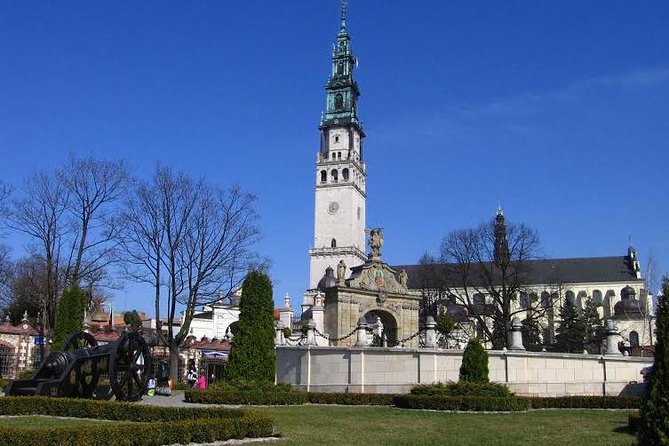 CZĘSTOCHOWA - BLACK MADONNA Monastery, PRIVATE tour from Kraków - Inside Jasna Góra: How the Visit Is Structured