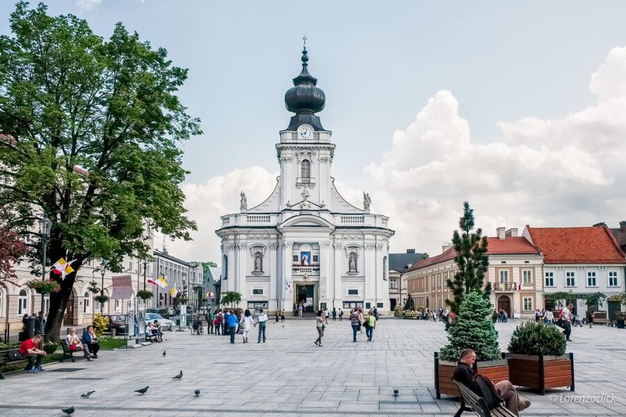 Day Tour: Traces of Pope John Paul II near Krakow - Key Things To Know Before You Go