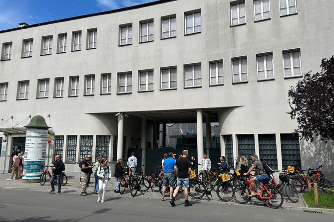 Discover Kraków by Bike with a Dutch guide - Kazimierz and Plac Wolnica: switching from postcard Krakow to lived-in history