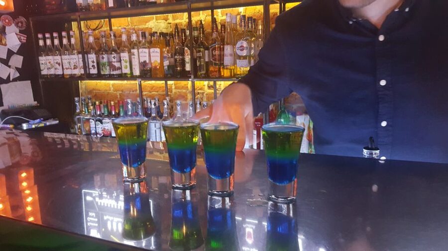 EVERYDAY Krakow Vodka Tasting Tour - Stop by stop: how the tasting teaches you to compare