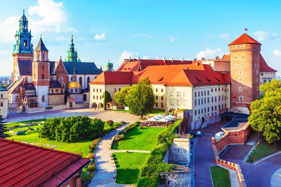 Family Tour of Krakow Old Town with Sweets Factory & Cruise - Key Highlights You Will Actually Feel During The Tour