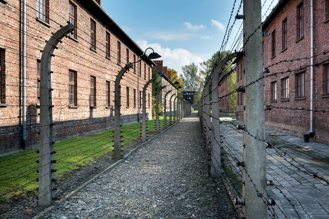 From Krakow: Auschwitz-Birkenau Memorial and Museum Guided Tour - The Krakow to Oswiecim drive: plan for an early start