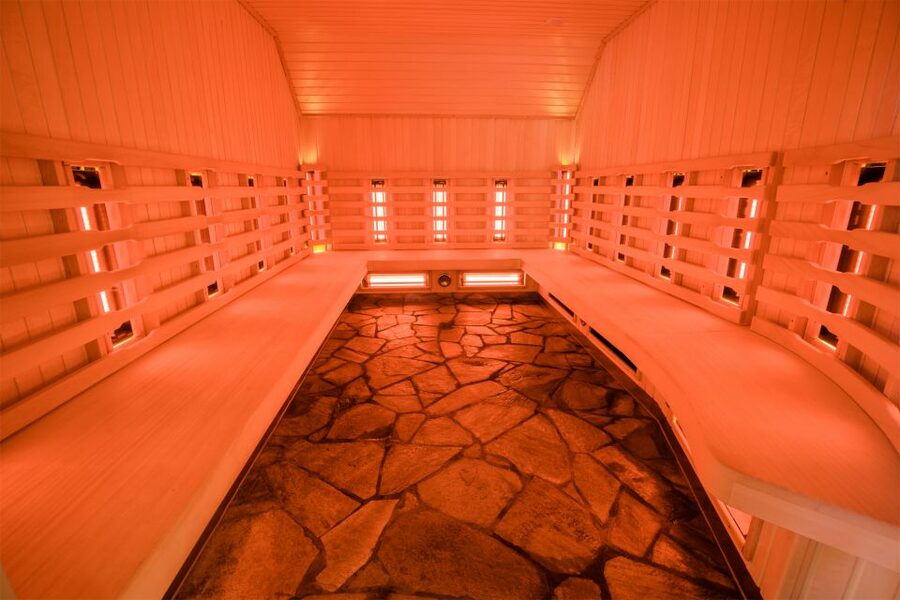 From Krakow: Chocholow Hot Springs Evening or Daytime Ticket - Saunas, Steam Rooms, and the Mountain-View Moment