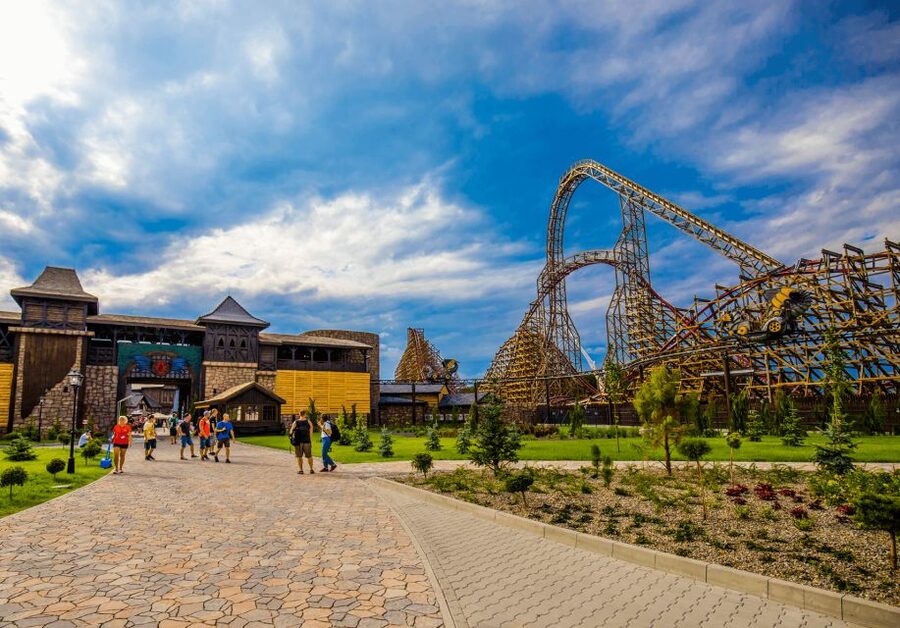 From Krakow: Energylandia Amusement Park Ticket & Transport - Tickets are height-based: what that means for families