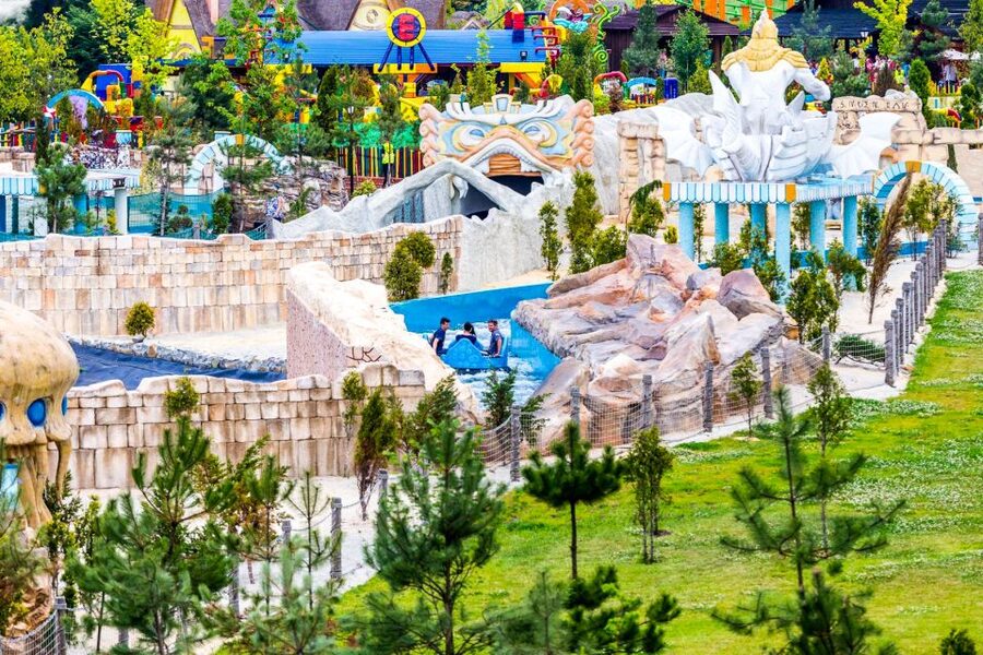 From Kraków: Energylandia Amusement Park Transfer and Entry - Winter Season Special: why it changes the feel of your visit