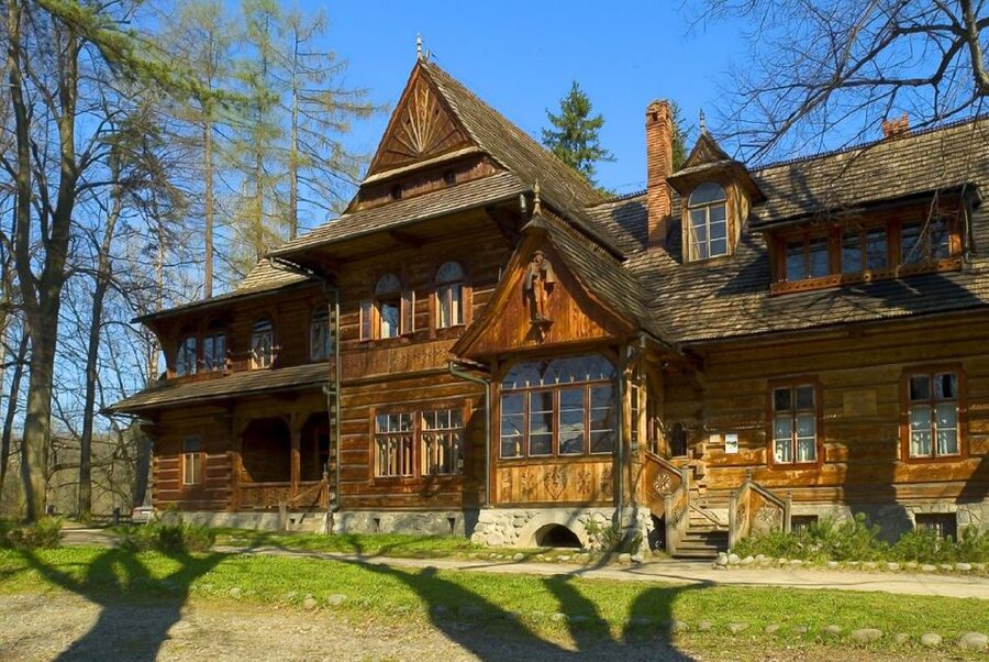 From Krakow: Full-Day Tour of Zakopane and Tatra Mountains - Oldest mountain hut, highlander cheese tasting, and the market moment