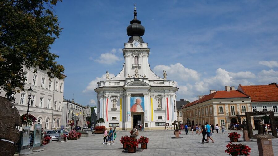 From Krakow: Full-Day Wadowice & Czestochowa Tour - Price and Value for a $248 Full-Day Experience
