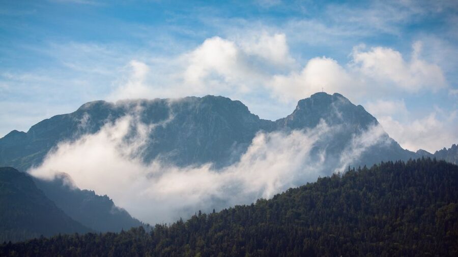From Krakow: Hot Springs and Zakopane with Gubałówka - Wysoki Wierch thermal baths: the 3-hour reset