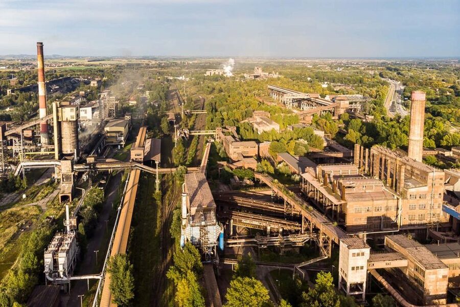 From Krakow: Nowa Huta Premium Tour - Central Square (Plac Centralny) and the socialist city plan