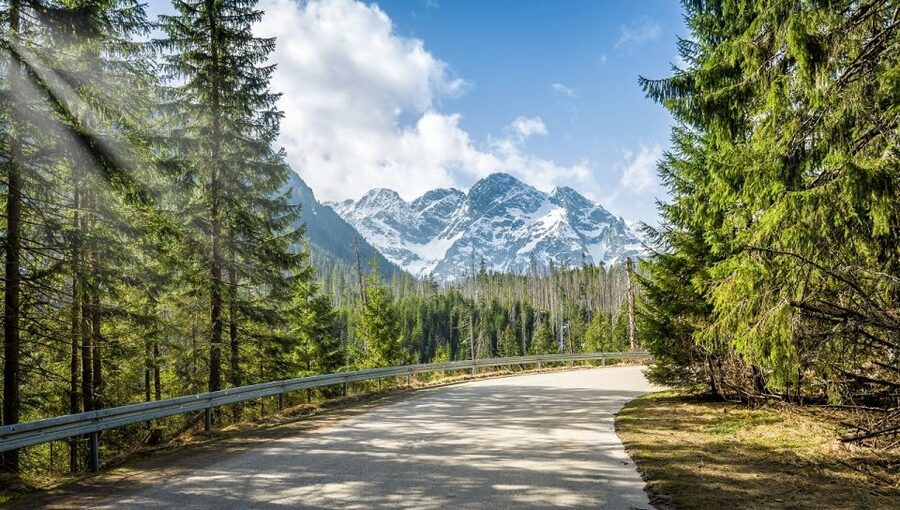 From Krakow: Tatra Mountains and Morskie Oko Hike - The Guide Experience: English Help That Actually Improves the Day