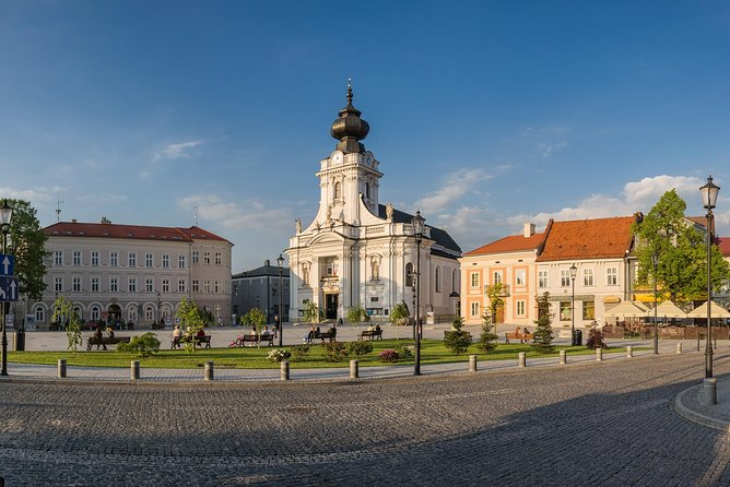 From Krakow: The Black Madonna of Czestochowa & John Paul II Family Home - Stop 1: John Paul II family home, baptism church, and the museum visit
