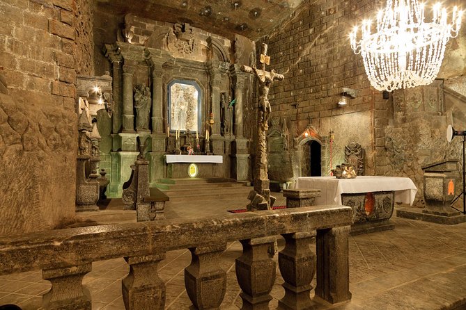 From Krakow: Wieliczka Salt Mine Group Transfer and Tour Options - Stop at the Graduation Tower, why it’s there