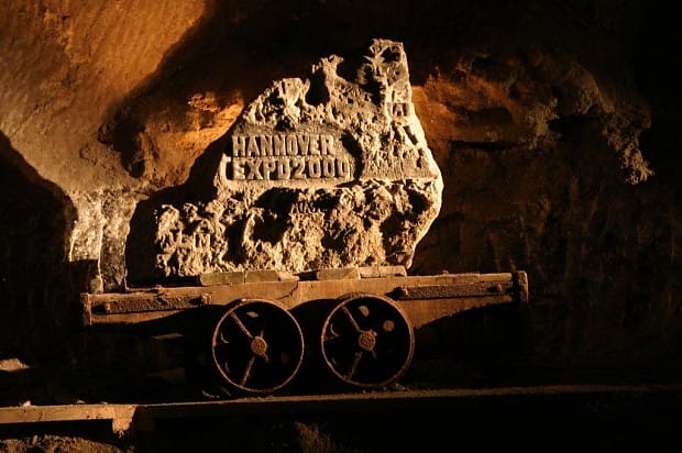 From Kraków: Wieliczka Salt Mine Guided Tour with Transport - Mining machines, shafts, and salt lakes: what your guide makes clear