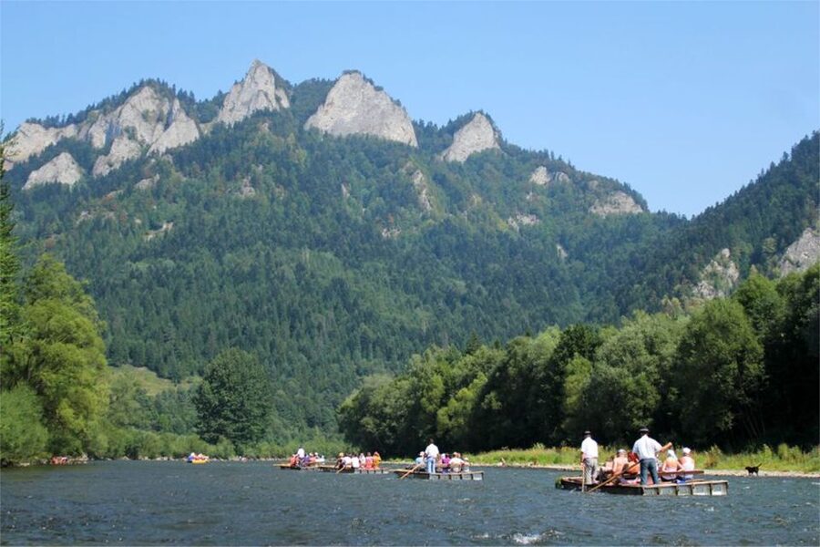 From Krakow: Zakopane and Dunajec River Rafting Tour - Why Zakopane and the Dunajec River work as a single day