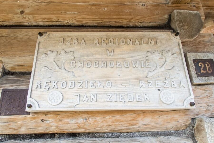 From Krakow: Zakopane and the Tatra Mountains - Optional choices: Tatra Museum or Chochołów wooden log cabins