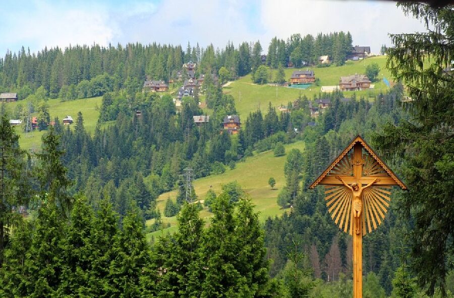 From Krakow: Zakopane Full-Day Tour with Lunch Option - Cheese and Vodka Tasting: A Small Stop With a Big Sense of Place