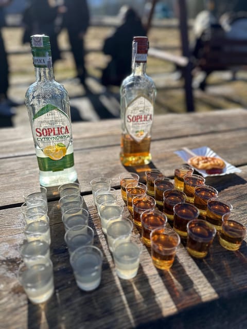 From Krakow: Zakopane Tour with Thermal Spa & Hotel Pickup - Chochołów and Witów: wooden houses, crafts, and real food breaks