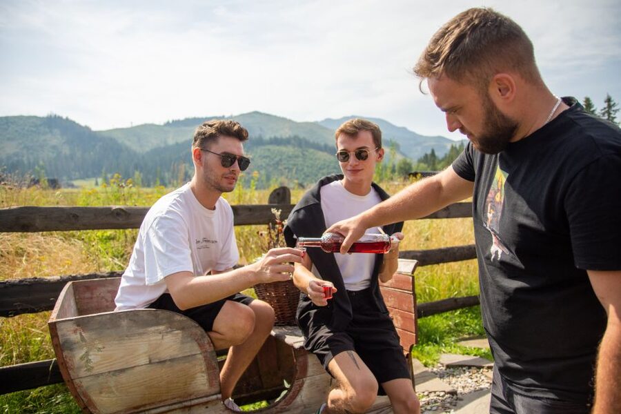 From Zakopane: Tatra Mountains with Hot Springs & Funicular - A well-paced 6-hour route out of Zakopane