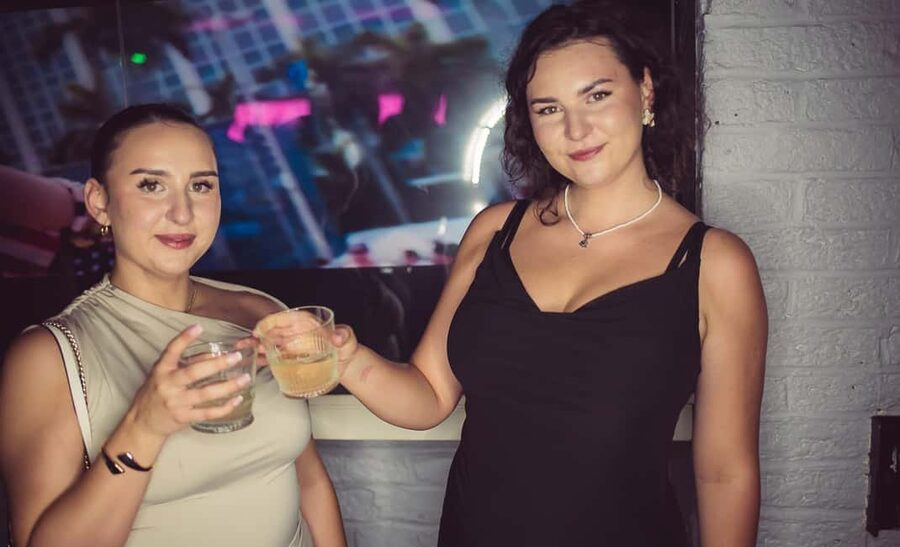 Fun explorers pub Crawl with 1 hour open bar and 3 VIP clubs - The First Hour: Open Bar, Welcome Shots, and How You Actually Spend Less