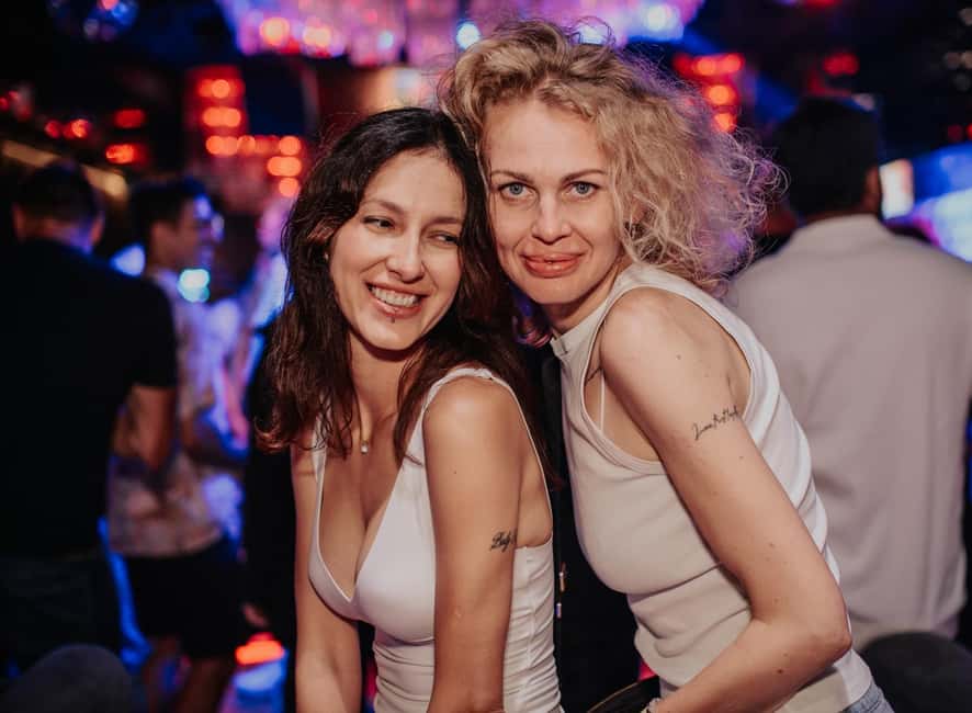 Fun explorers pub Crawl with 1 hour open bar and 3 VIP clubs - Price and Value for $21: What You Get for the Money