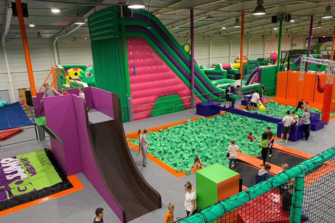 GOjump MEGAPARK Kraków-Sikorki - 1 hour Trampoline Park ticket - Non-jumpers and watching: you are not stuck outside