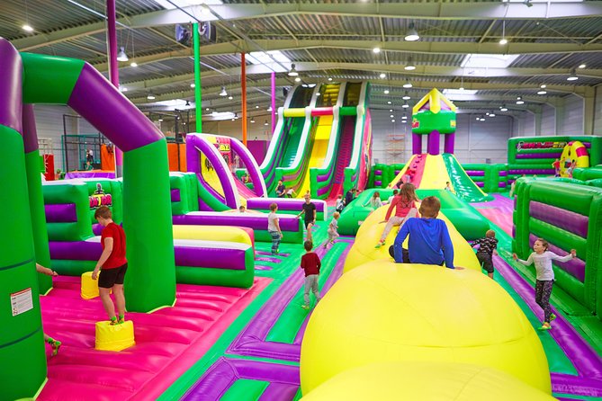 GOjump MEGAPARK Kraków-Sikorki 1h ticket: GOair Inflatable Park - GOjump MEGAPARK Kraków-Sikorki in one sentence