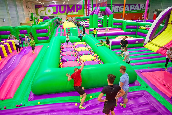 GOjump MEGAPARK Kraków-Sikorki 1h ticket: GOair Inflatable Park - What the high rating suggests about the experience