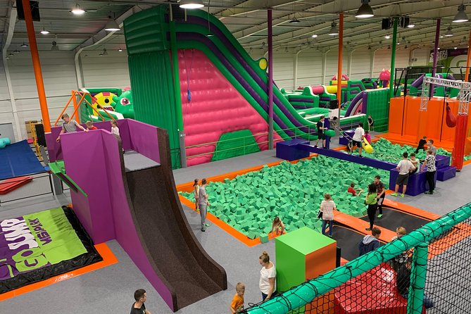 Great fun in GOjump MEGAPARK Kraków-Sikorki - 2 hours ticket - The JumpBar and why parents will appreciate it